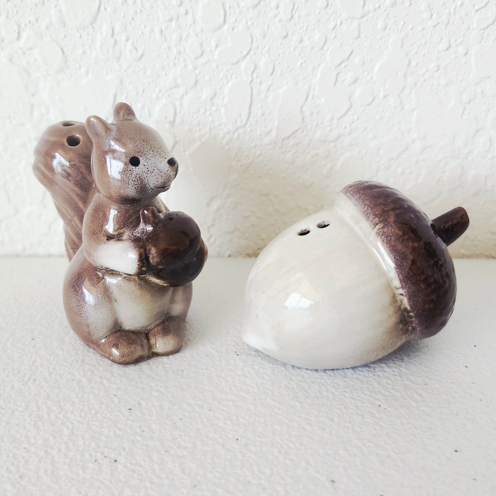 Ceramic Squirrel and Acorn Salt and Pepper Shaker Set